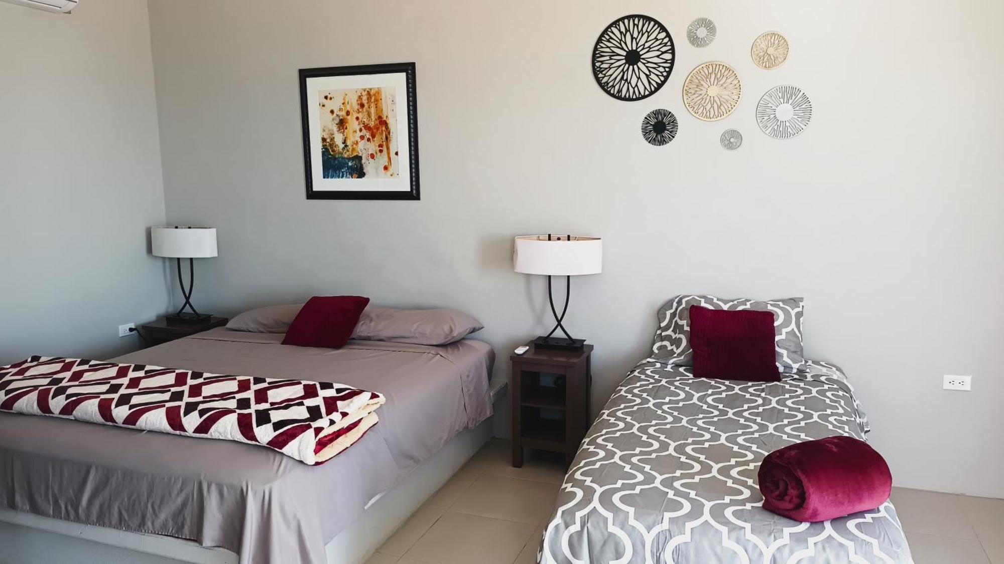 Hotel- Whale Tours And Sport Fishing Vista Mag-Bay Puerto San Carlos Номер фото